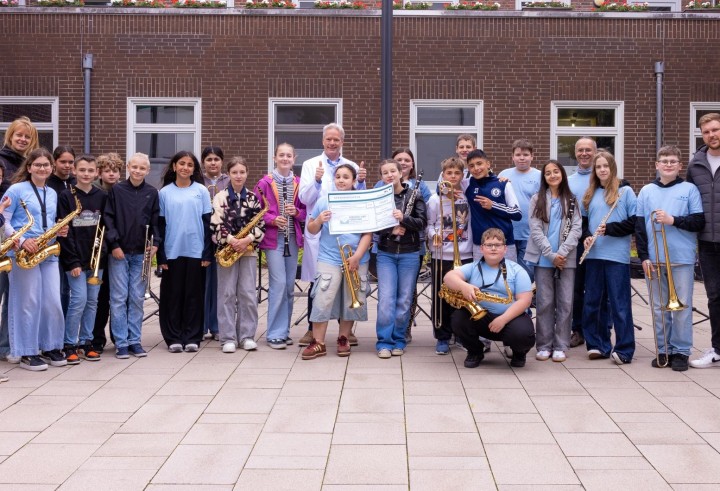 2026 06 15 Kinderklinik Spende Wilhelm Bracke Gesamtschule Bjoern Petersen 12