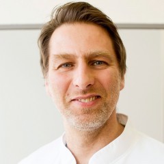 Dr. Kai Törber