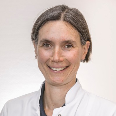 Dr. Esther Lau