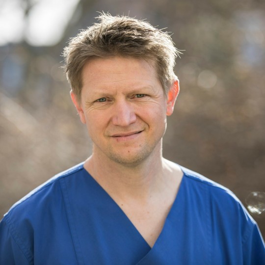  Dr. Björn Guldbakke