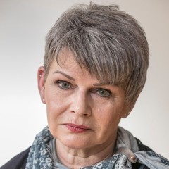 Angela Sander