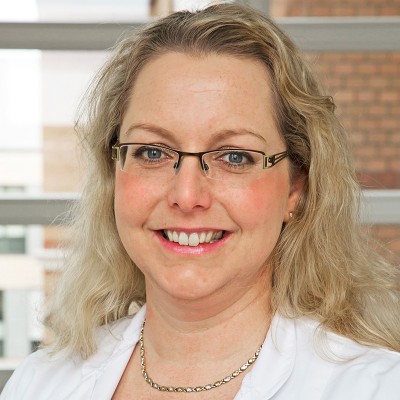 Dr. Nicole Schummer
