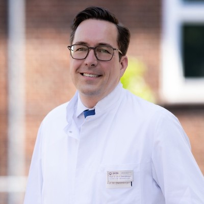 2025 07 02 Neurochirurgie Recruiting Shooting Bjo rn Petersen 2 1x1 Kopie